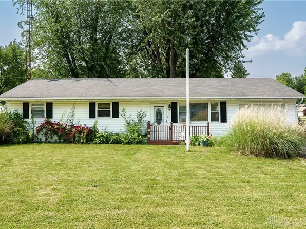 3726 Shawnee Trl, Jamestown, OH 45335