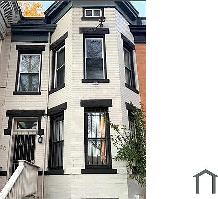 30 P St NE — Photo 4