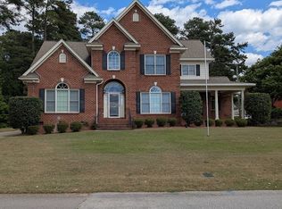 3647 Lakeshore Dr, Hope Mills, NC 28348