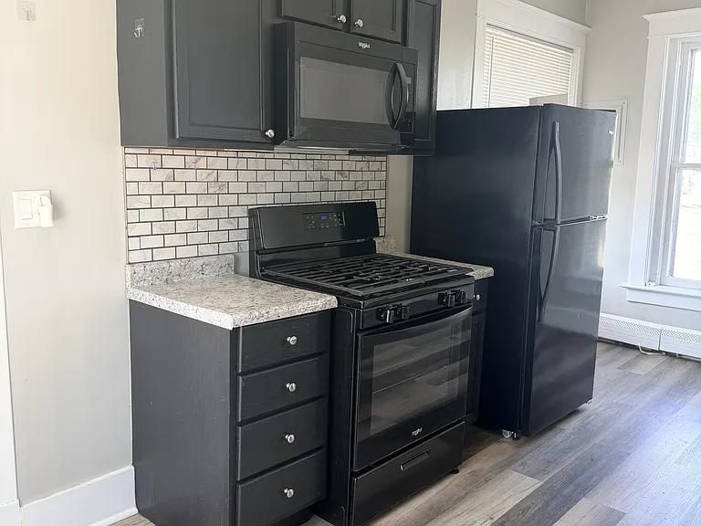 822 E River Dr #2 — Photo 19