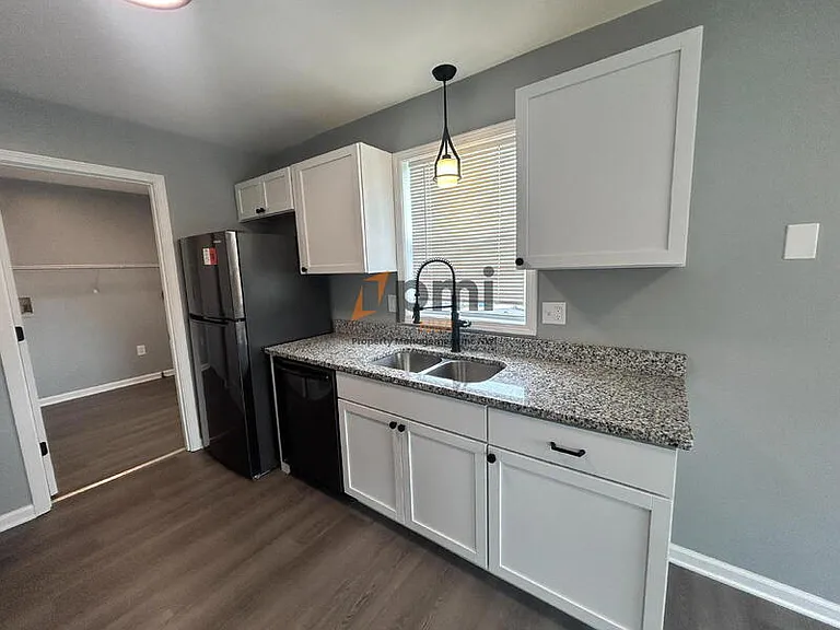 5930 Fiesta Ave #D — Photo 5