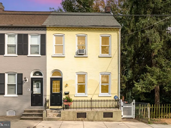 836 High St, Lancaster, PA 17603