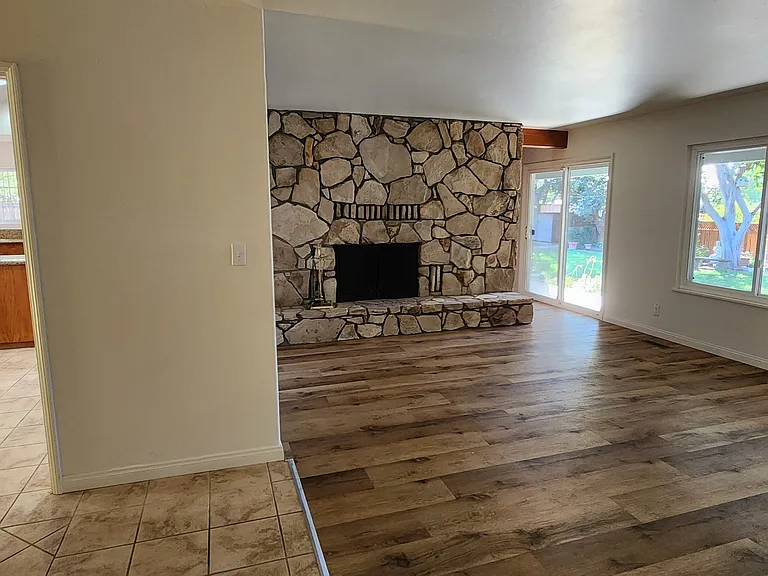 2270 Olivet Ave — Photo 8