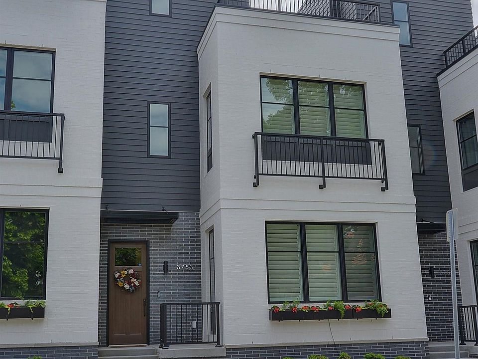 1st image of 3753 Dewey St
