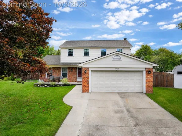 17459 Delaware Ct, Macomb, MI 48044