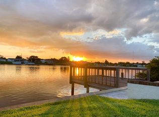 830 W Ellicott Cir, Pt Charlotte, FL 33952