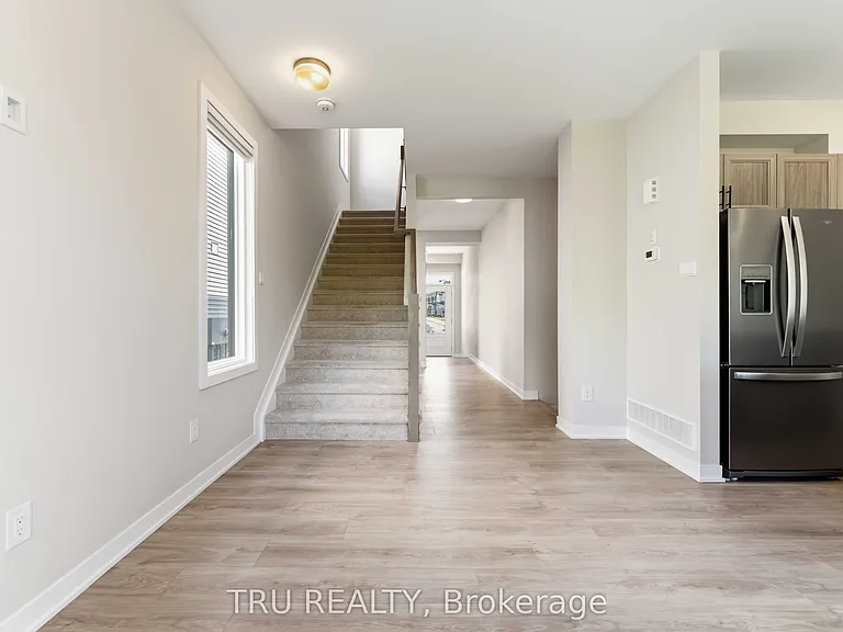 706 Expansion Rd — Photo 9