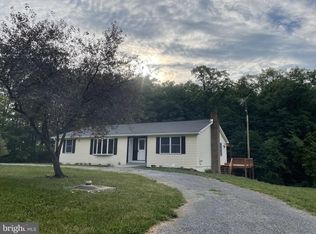 456 Clone Run Rd, Hedgesville, WV 25427