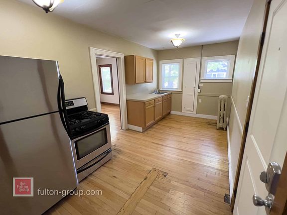 4th image of 65 Packard Ave SE APT 3