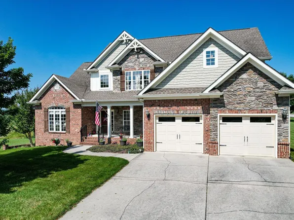 12776 Blakeslee Dr, Soddy Daisy, TN 37379