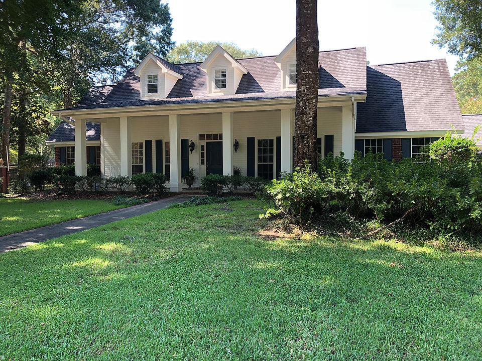 1st image of 1009 Creek Bend Dr