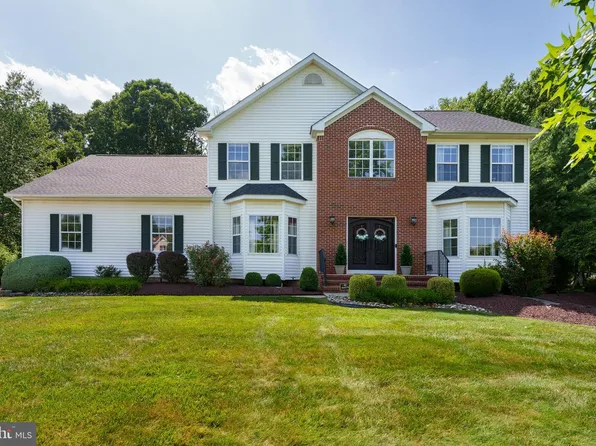 3 Erin Ct, Robbinsville, NJ 08691
