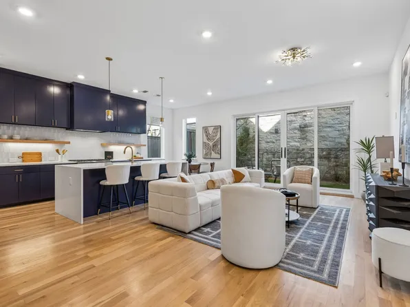 3959 Bowie Ln, Dallas, TX 75220