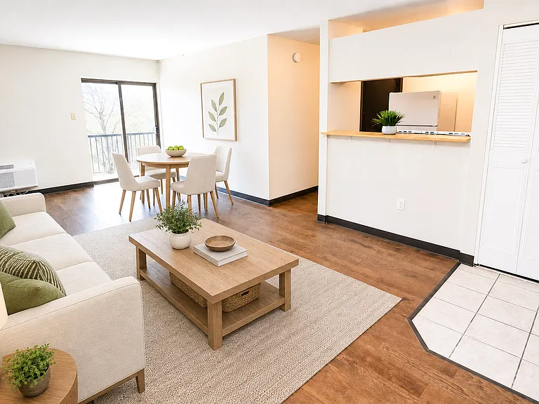Eagle Nook Apartments — Photo 1