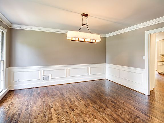 4th image of 3972 Glen Meadow Dr