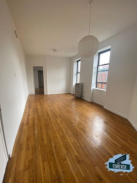 1st image of 271 W 119th St #5CC