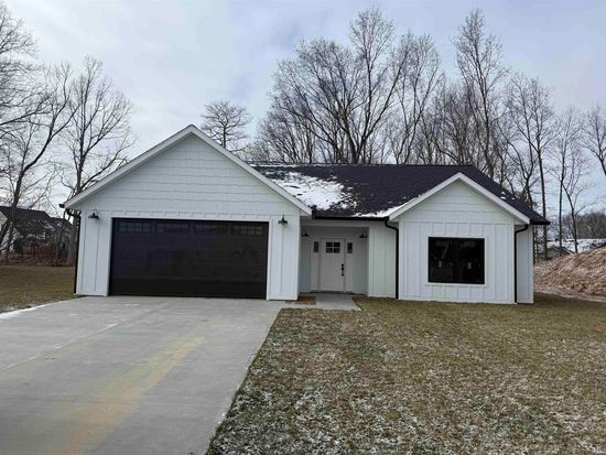 947 Stonehenge Dr, Bedford, IN 47421