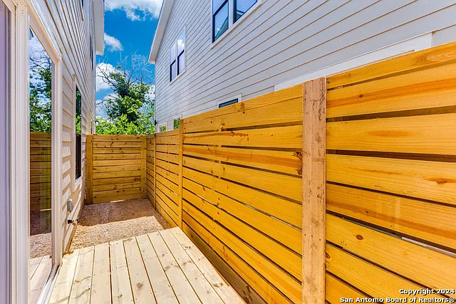 207 Gravel St #102 — Photo 24