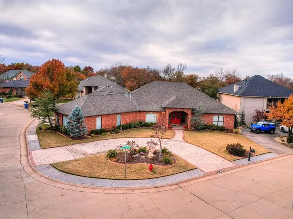 5901 Morning Dove Ln, Edmond, OK 73025
