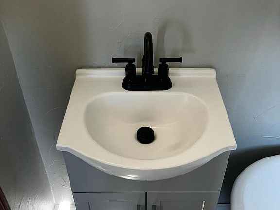 Unit Photo