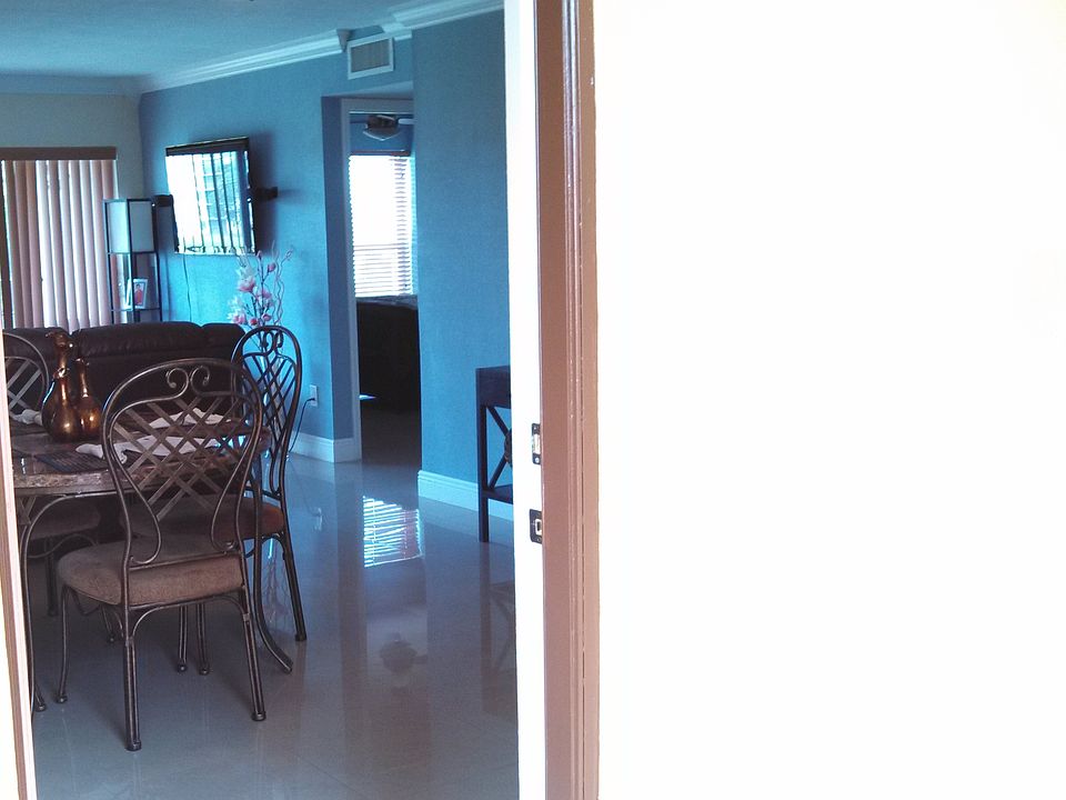 1st image of 9170 Fontainebleau Blvd APT 402