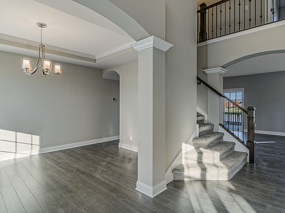 5th image of 10207 Sentry Dr