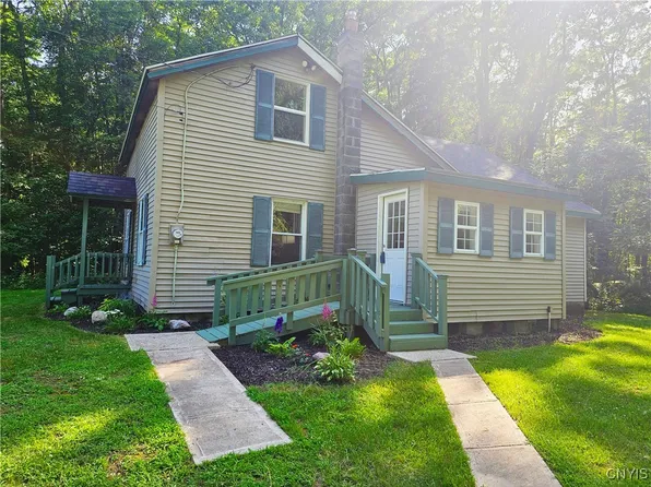 147 North St, Cleveland, NY 13042