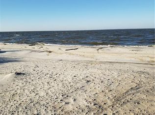 2914 Bienville Blvd, Dauphin Island, AL 36528
