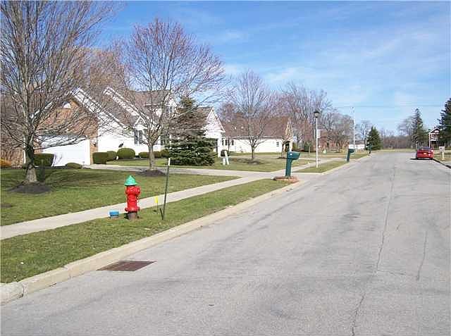 2nd image of 26 Desales Cir