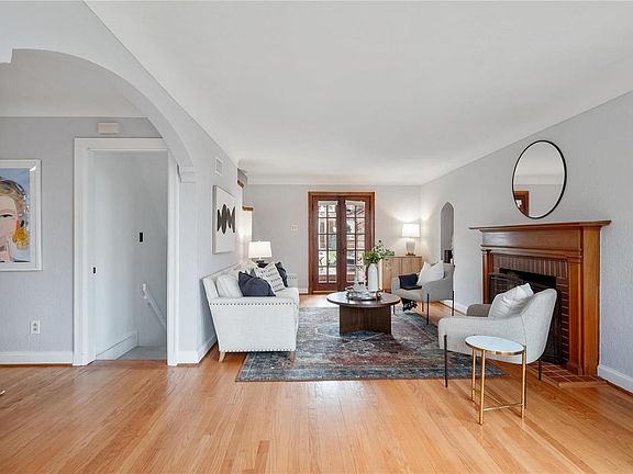 2nd image of 6619 Sutherland Ave