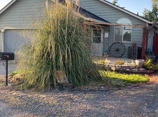 815 Lynn Ln, Molalla, OR 97038