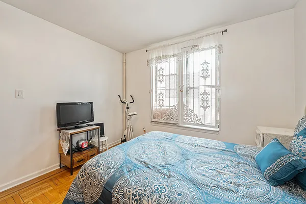 Sold by Ben Bay Realty Co. of Bay Ridge | media 20