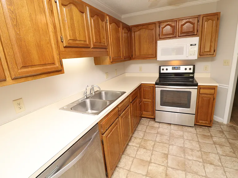 118 Planetree Ln — Photo 15