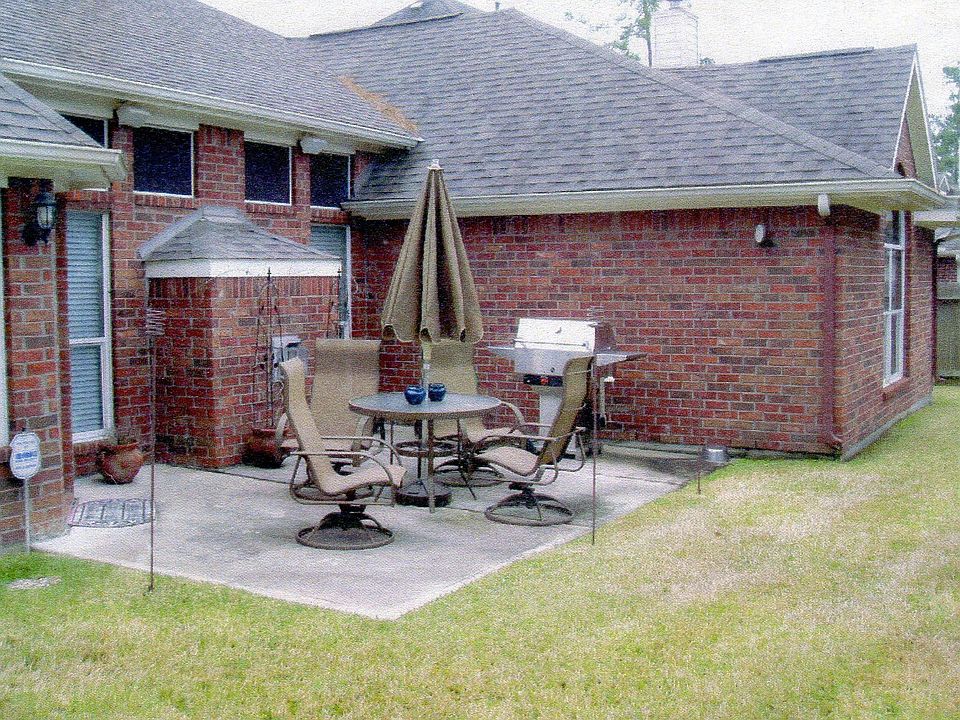 2nd image of 16119 Castlegrove Ct