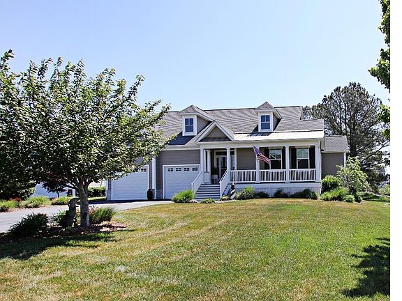 2nd image of 37344 Hidden Bay Dr