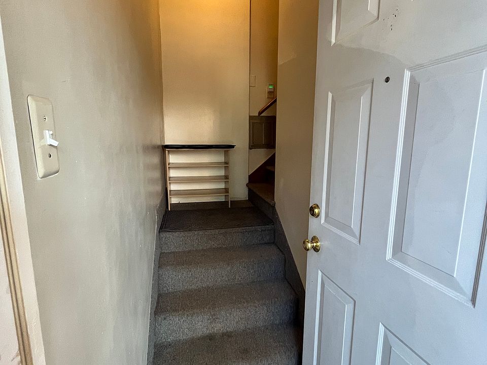 Entry way