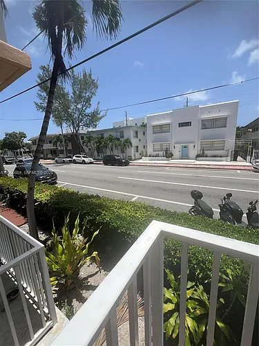 7720 Harding Ave #9 Photo 1 7720 Harding Ave #9 Photo 1