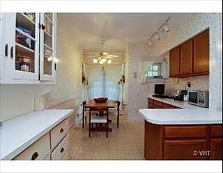 4th image of 7024 S Euclid Ave