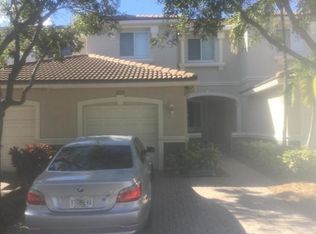 2070 Oakhurst Way, Riviera Beach, FL 33404