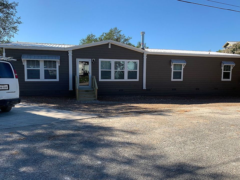 1st image of 1577 Pecan Cir