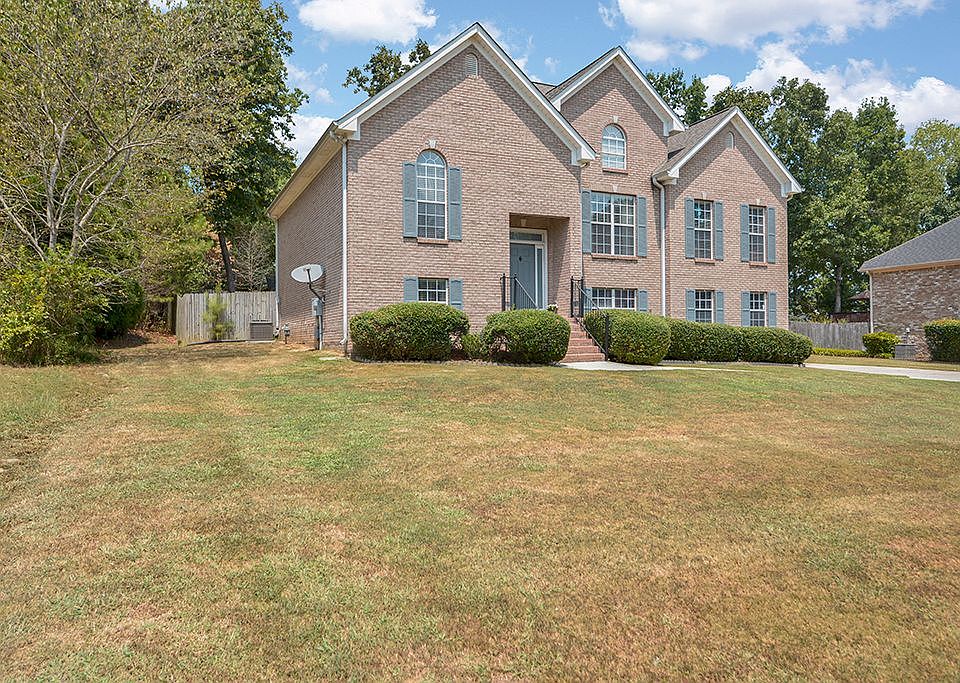 1st image of 156 Wisteria Dr