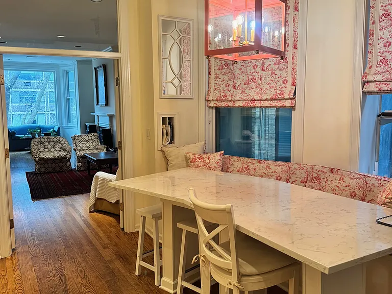 1329 N Dearborn St #3 — Photo 12
