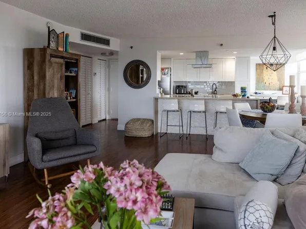 1300 Saint Charles Pl #Penthouse 12, Pembroke Pines, FL 33026