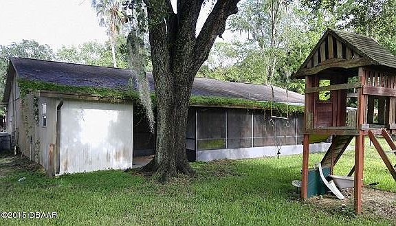 2nd image of 2730 Victory Palm Dr