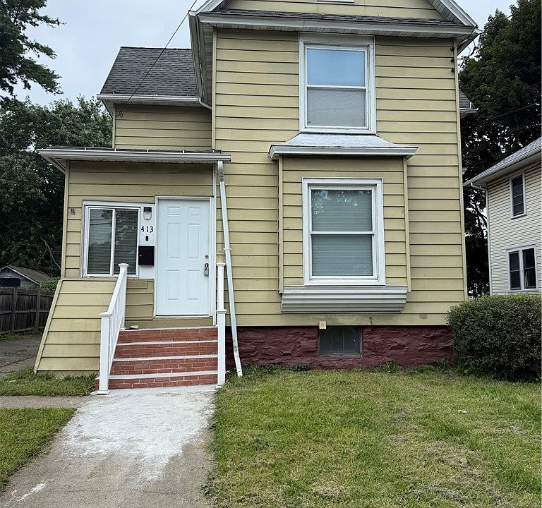 1st image of 413 E Washington Ave