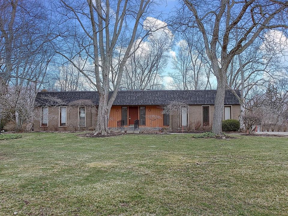 1st image of 23120 Laurel Valley St
