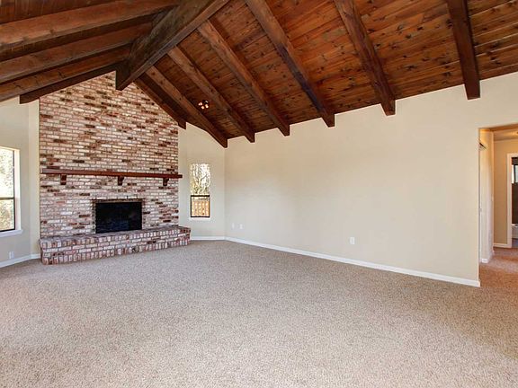 3rd image of 11165 Lakeshore N