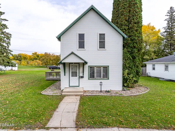 313 Lincoln Ave, Crookston, MN 56716