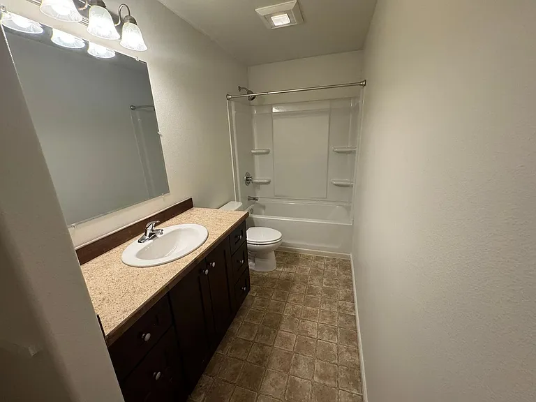 3632-3638 S Heartwood Cir — Photo 12