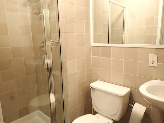 Rented by Brooklyn Heights Real Estate Inc | media 12